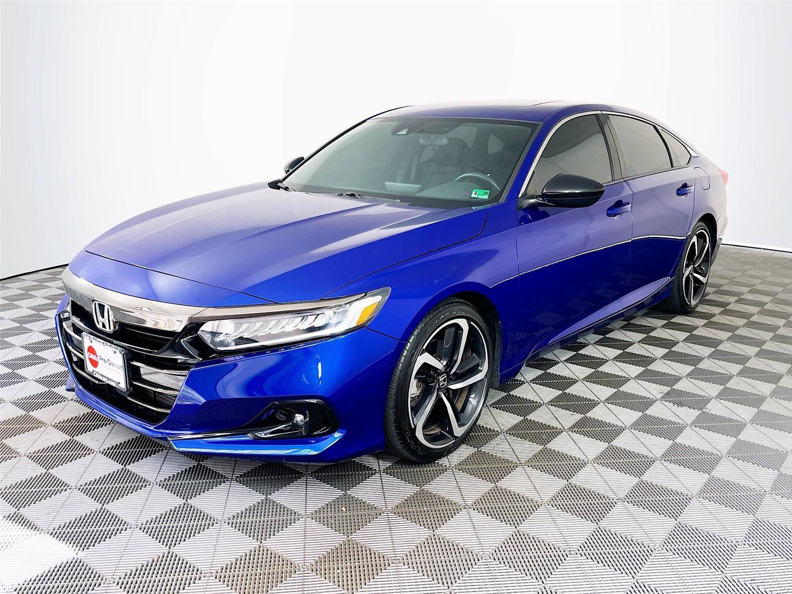 Used 2021 Honda Accord Sport image 3