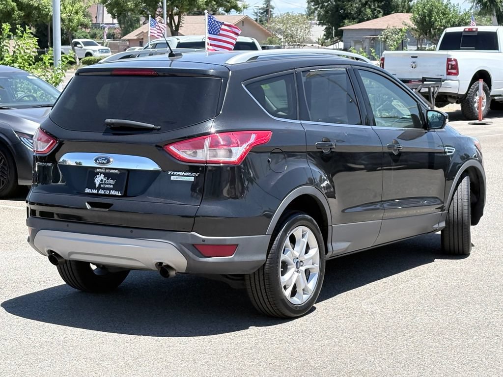 Used 2015 Ford Escape Titanium FWD image 5