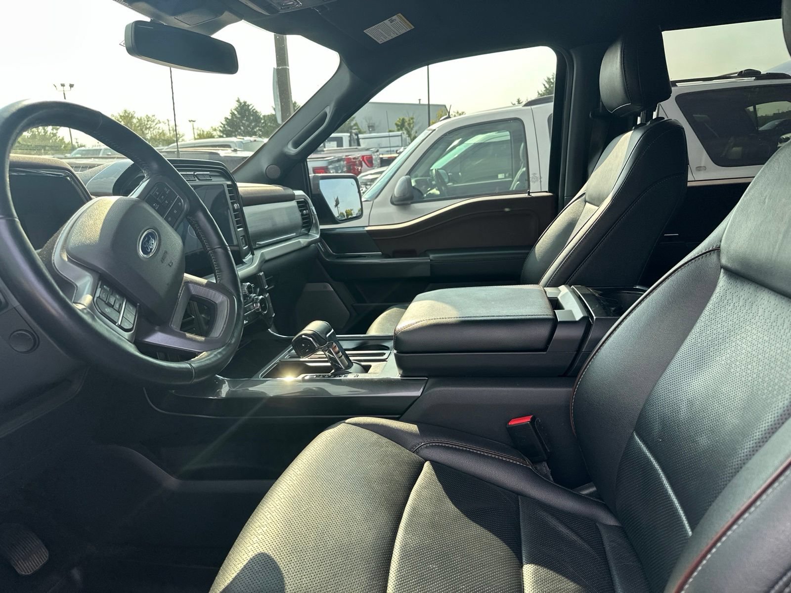 Used 2022 Ford F150 Lariat w/ Equipment Group 502A High AWD/4WD image 9