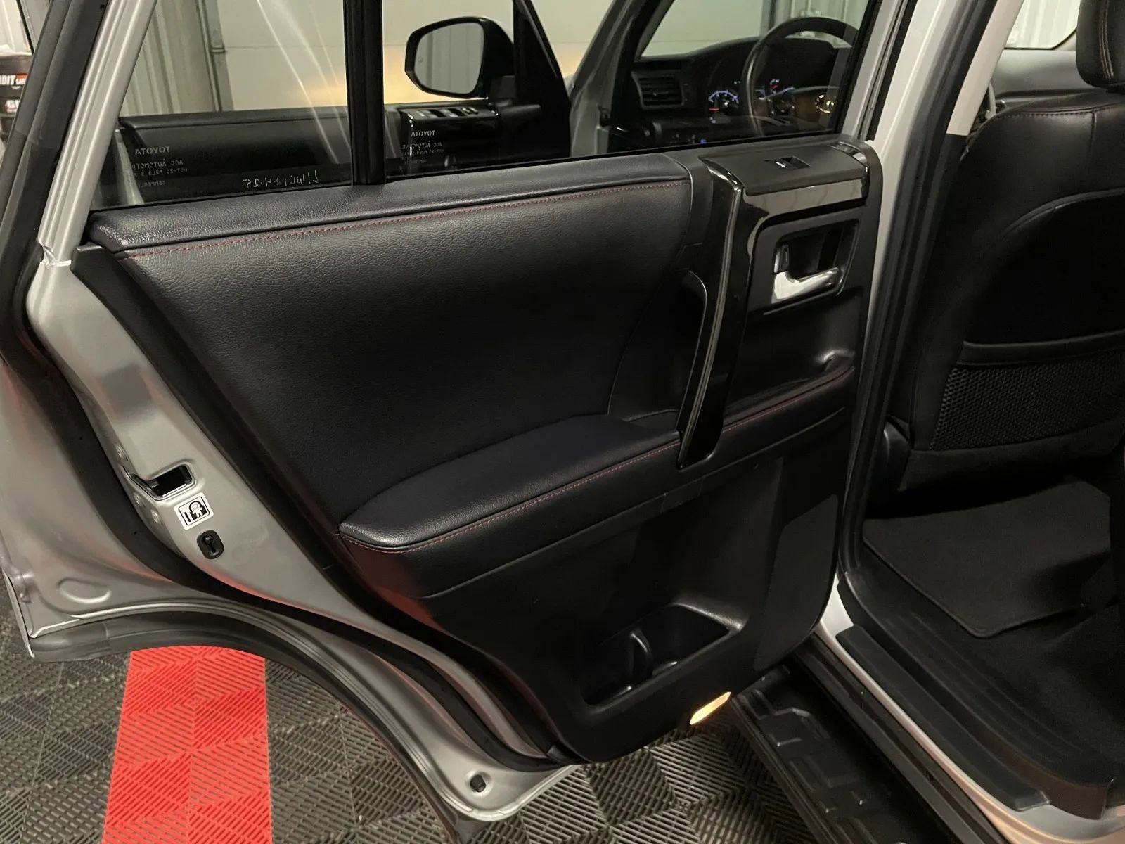 Used 2022 Toyota 4Runner TRD Off-Road Premium image 40