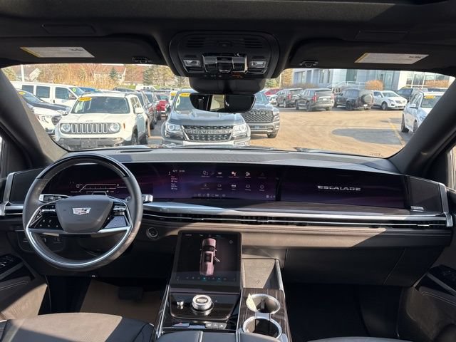 Certified 2025 Cadillac Escalade Sport w/ Touring Package AWD/4WD image 26