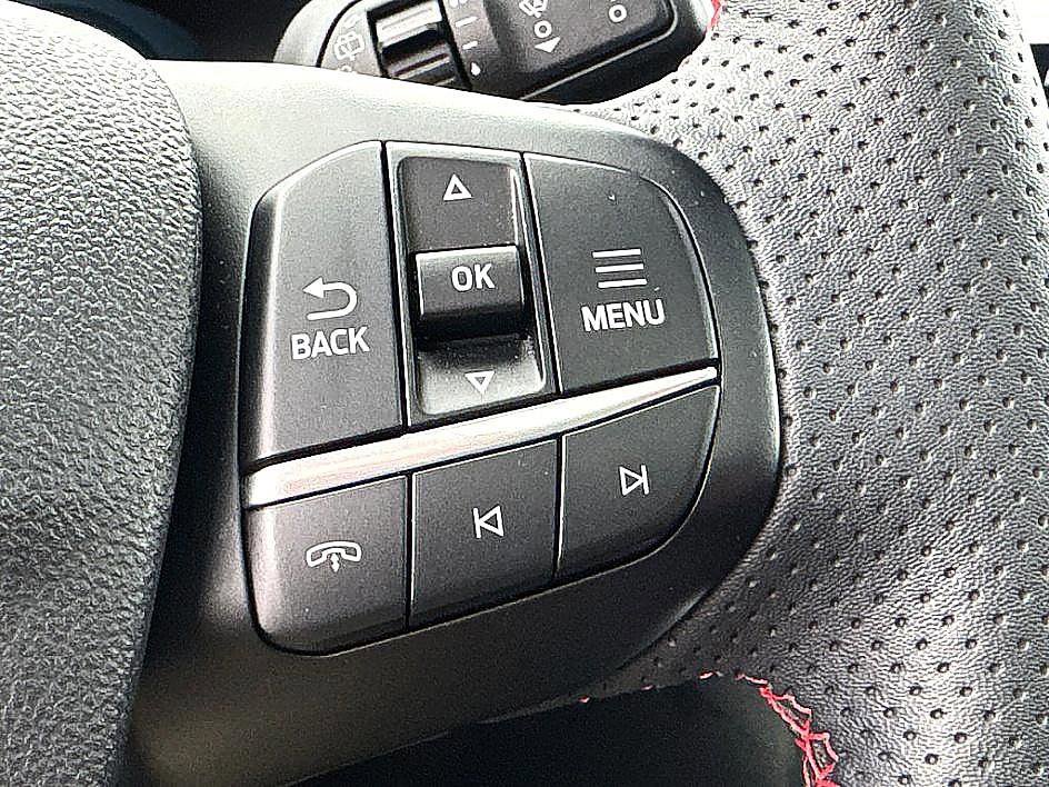 Used 2023 Ford Escape ST-Line Elite w/ Premium Technology Package image 17