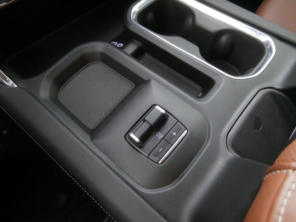 Used 2024 GMC Sierra 3500 Denali Ultimate image 27