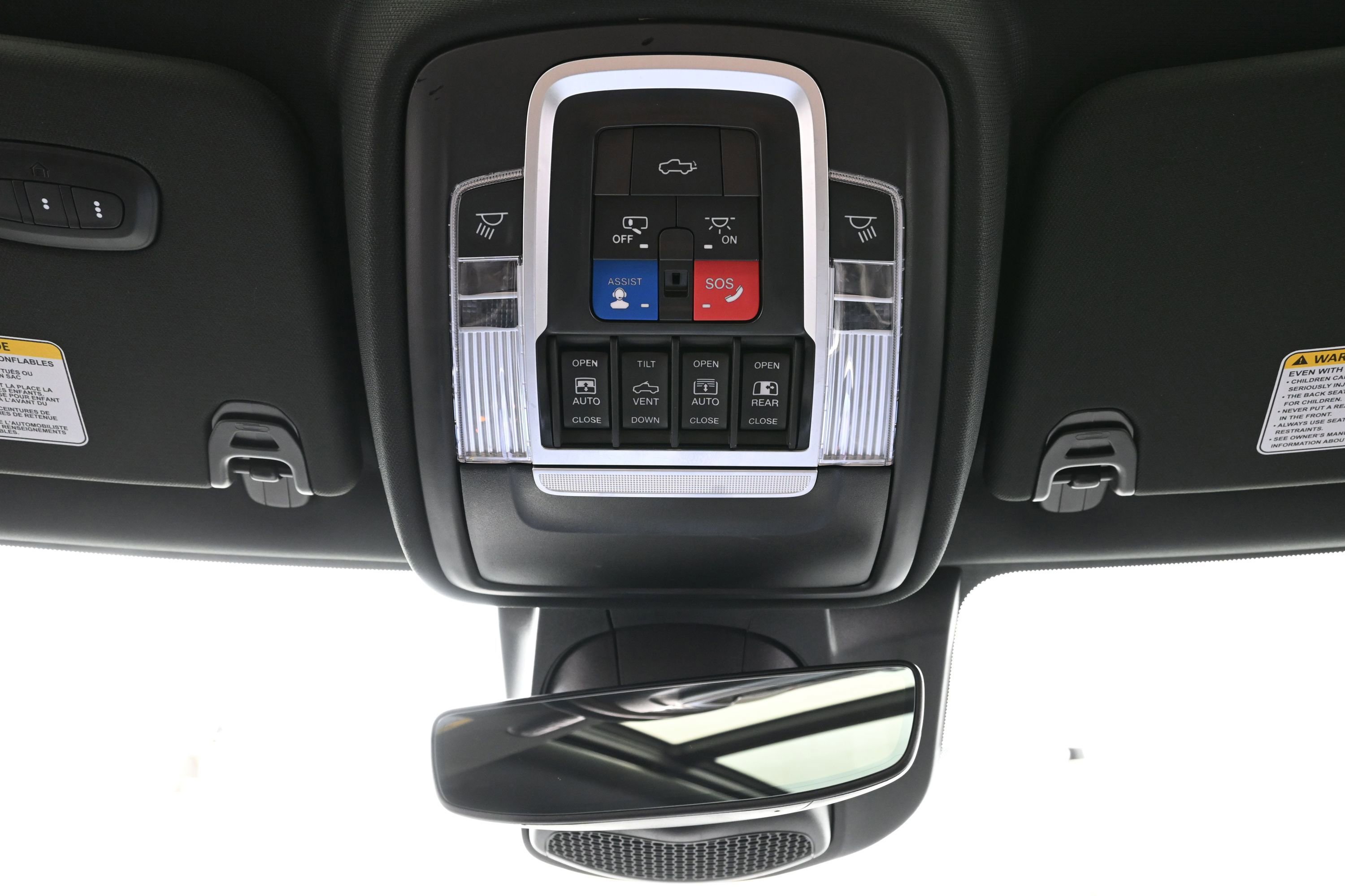 Used 2023 RAM 1500 Laramie AWD/4WD image 28