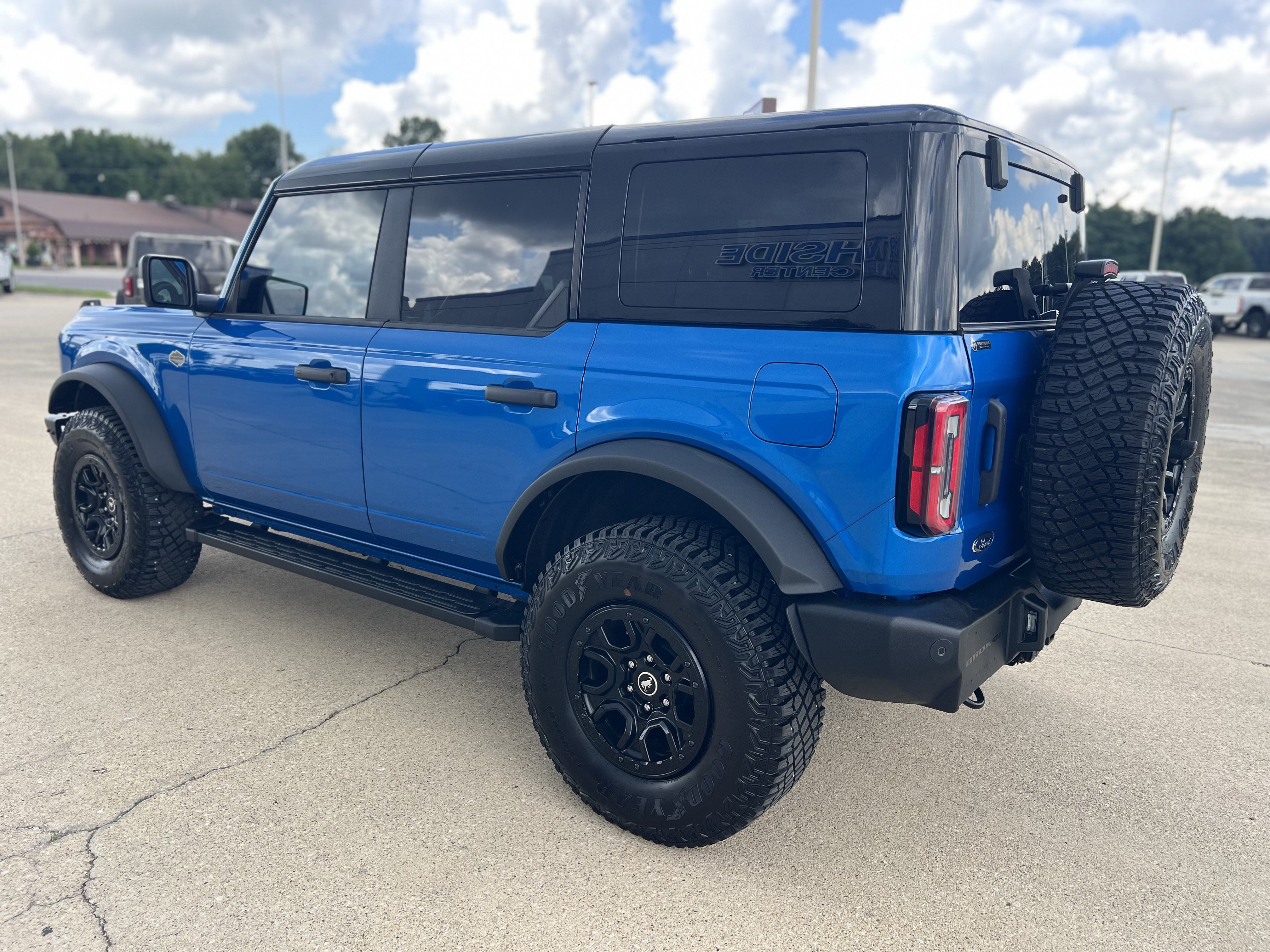 Used 2024 Ford Bronco Wildtrak AWD/4WD image 7