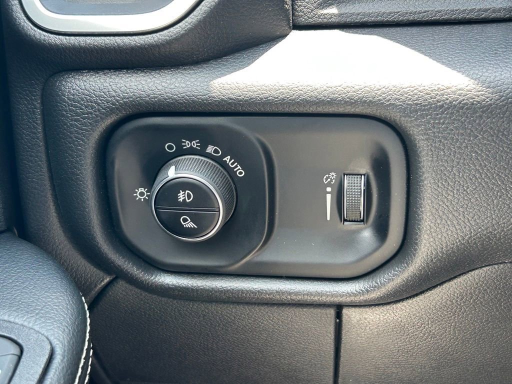 New 2025 RAM 2500 Big Horn image 35