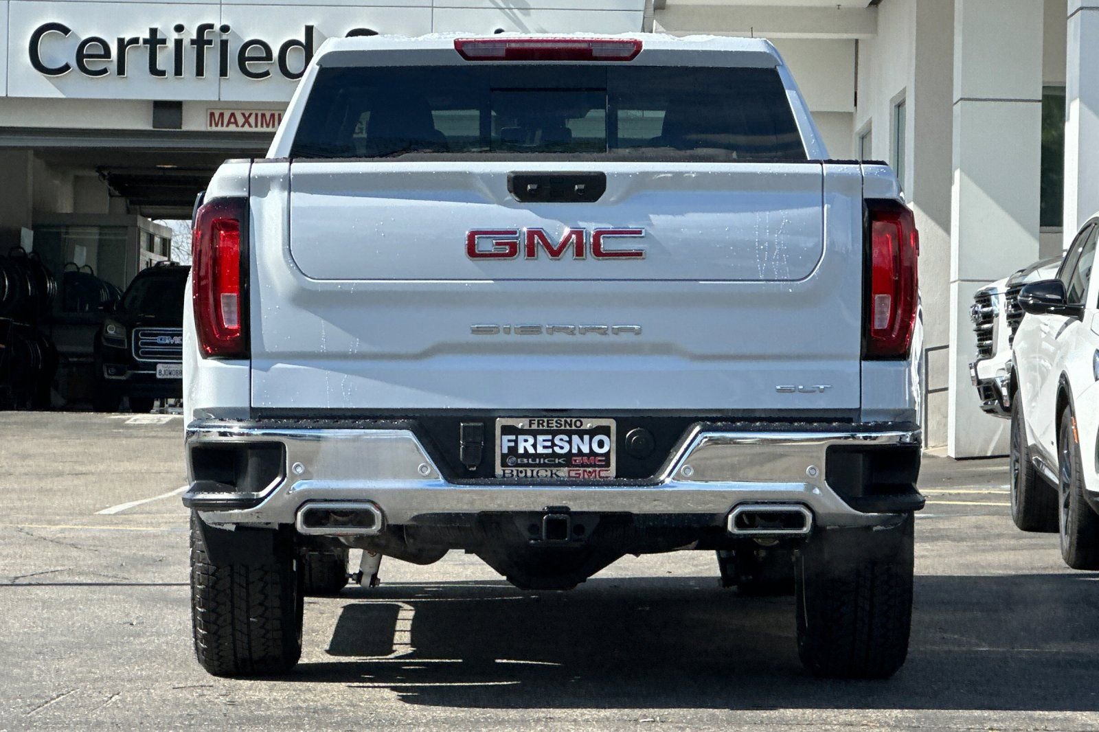 New 2026 GMC Sierra 1500 SLT w/ SLT Premium Plus Package image 6