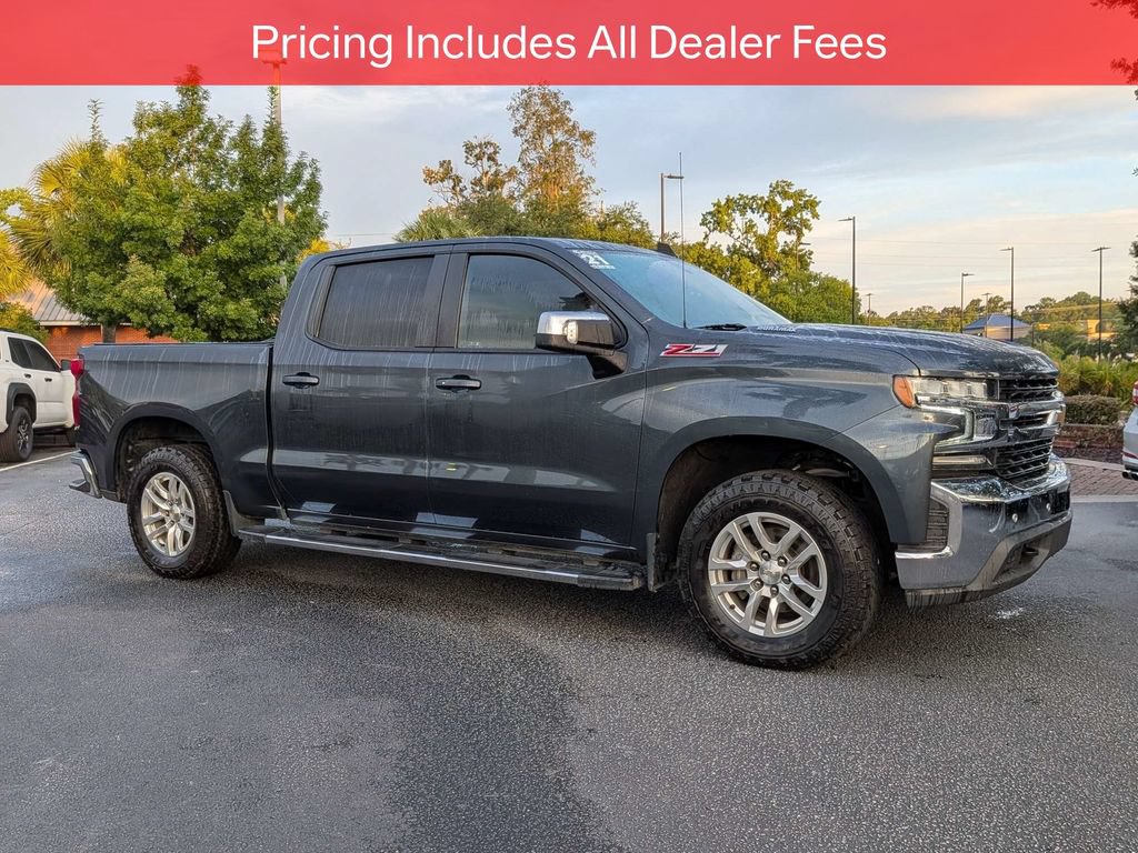 Used 2021 Chevrolet Silverado 1500 LT w/ Diesel Off-Road Package AWD/4WD image 2