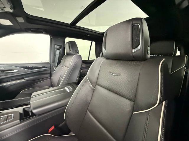 Certified 2024 Cadillac Escalade Sport image 7