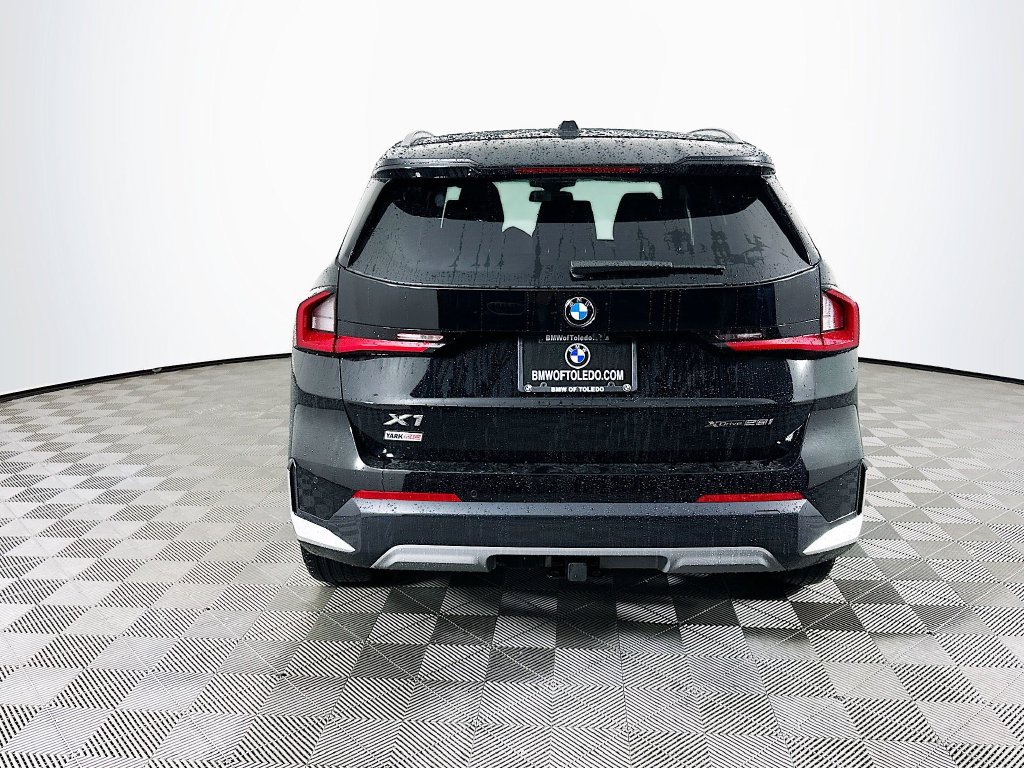 Used 2026 BMW X1 xDrive28i w/ Technology Package AWD/4WD image 7