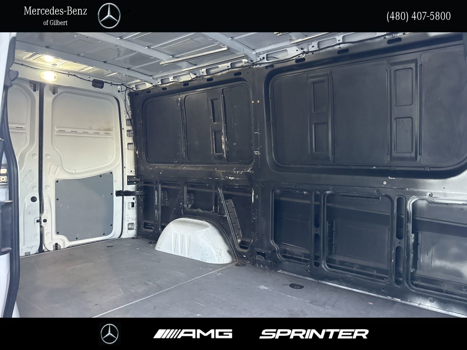 Used 2016 Mercedes-Benz Sprinter 2500 image 10