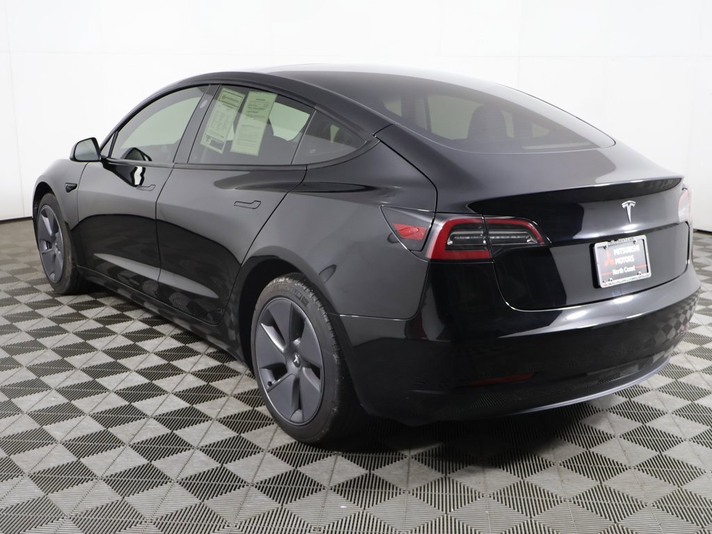 Used 2023 Tesla Model 3 Standard Range image 10