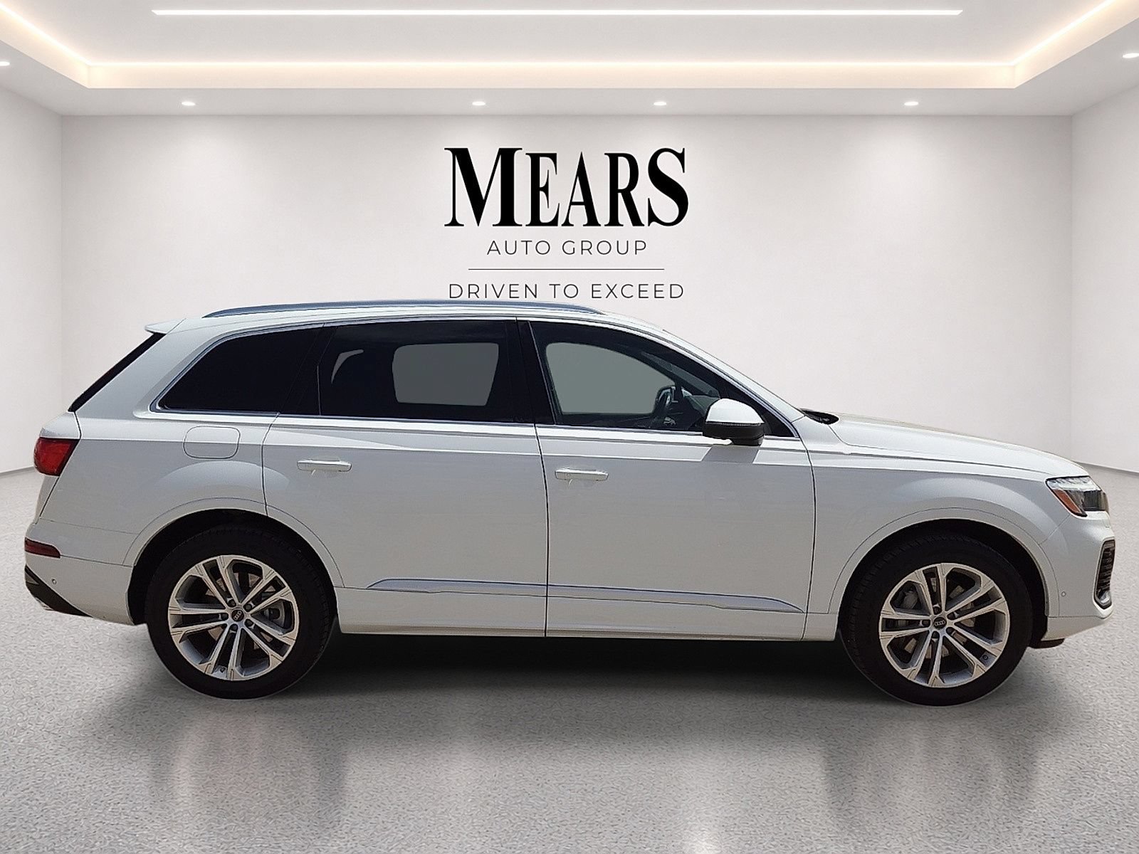 Used 2025 Audi Q7 3.0T Premium Plus AWD/4WD image 6