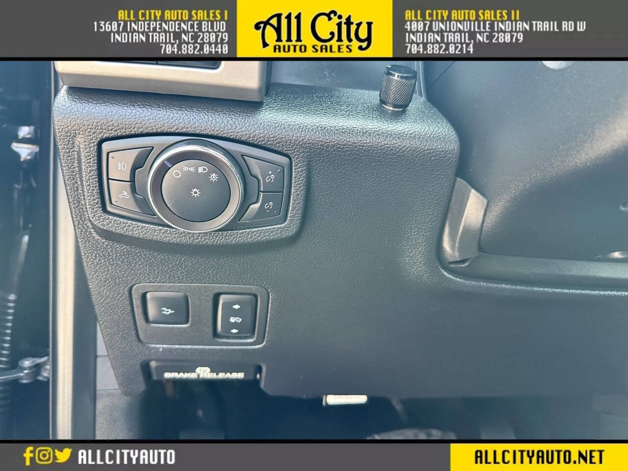Used 2019 Ford F250 Lariat w/ Lariat Ultimate Package AWD/4WD image 18