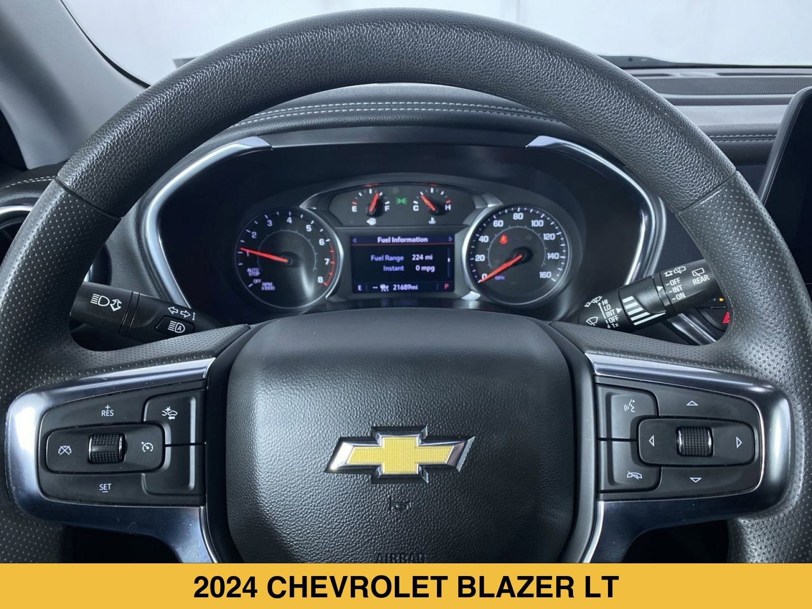 Certified 2024 Chevrolet Blazer LT w/ Convenience Package FWD image 3