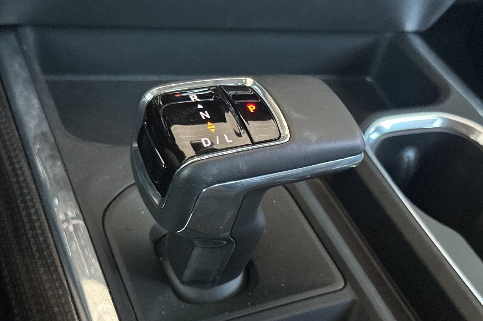 Used 2025 Chevrolet Silverado 1500 LT Trail Boss w/ Convenience Package II AWD/4WD image 31