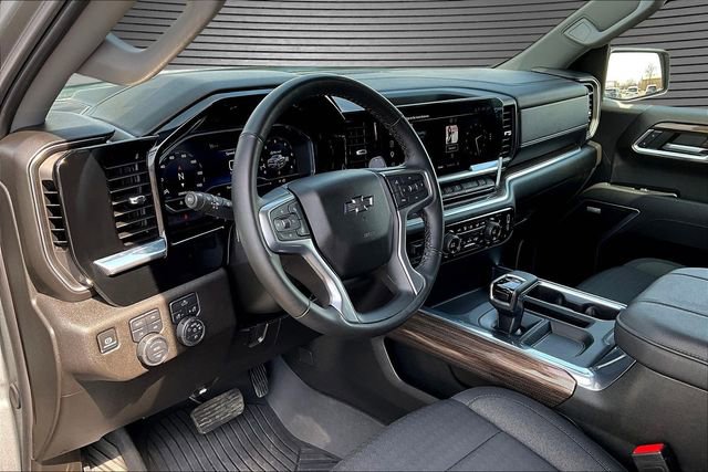 Used 2025 Chevrolet Silverado 1500 RST image 18