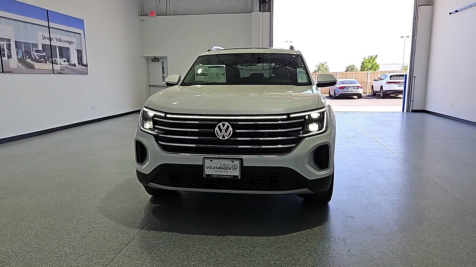 New 2026 Volkswagen Atlas SE FWD image 4