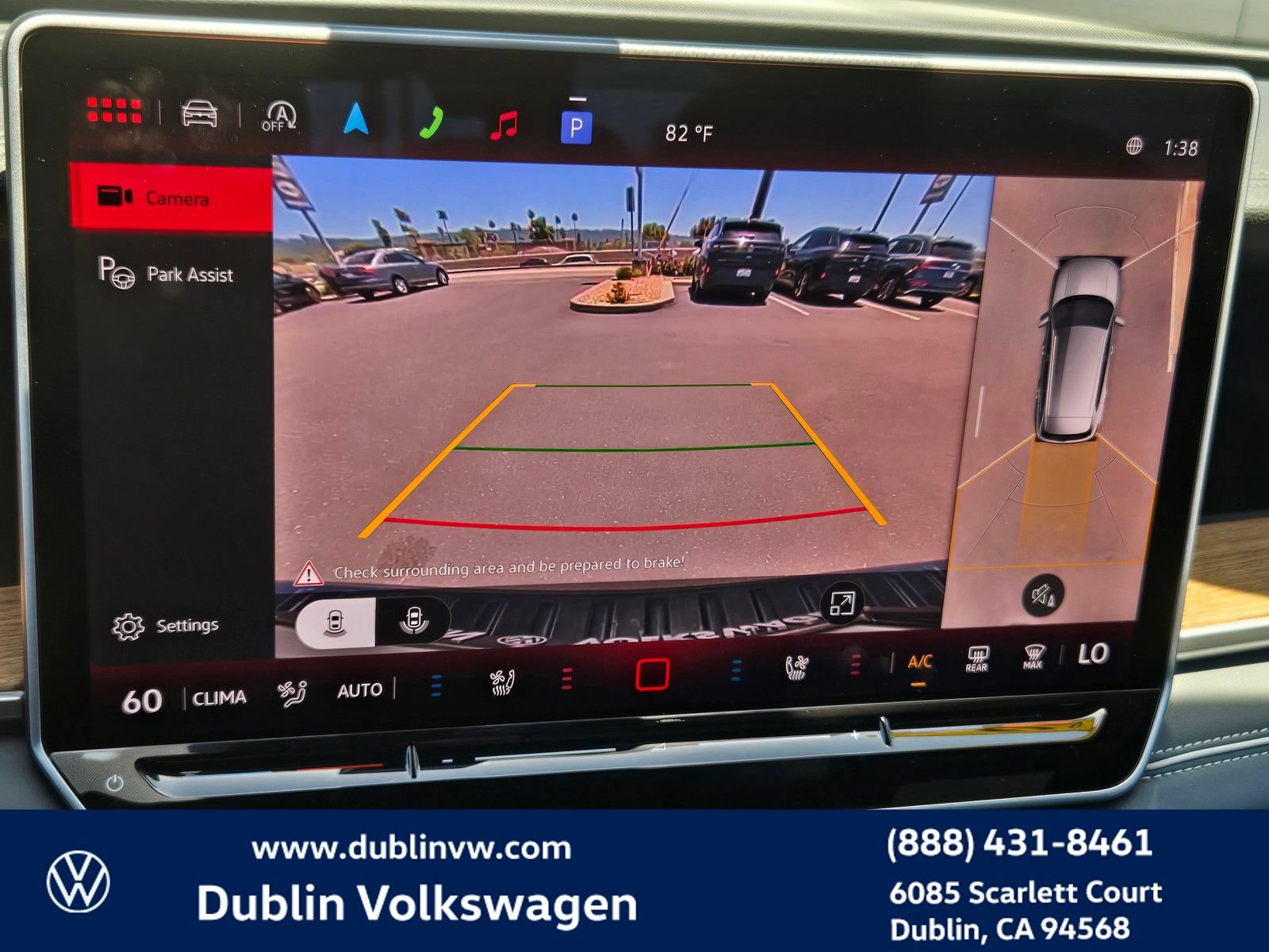 New 2026 Volkswagen Tiguan SEL R-Line AWD/4WD image 17