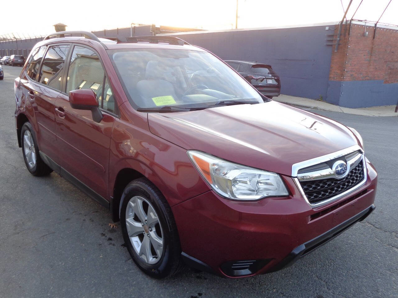Used 2015 Subaru Forester 2.5i Premium w/ All-Weather Package image 3