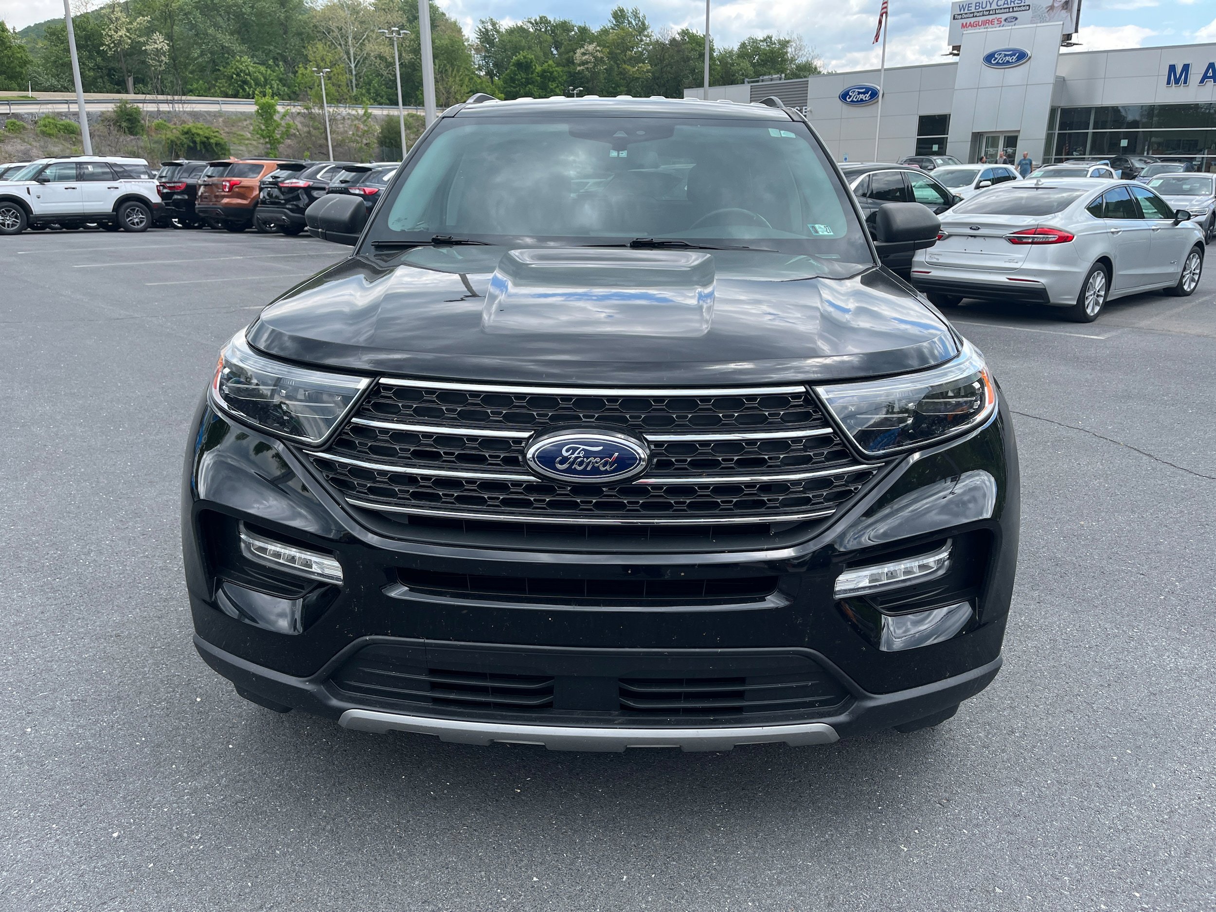 Used 2021 Ford Explorer XLT w/ Equipment Group 202A AWD/4WD video 2