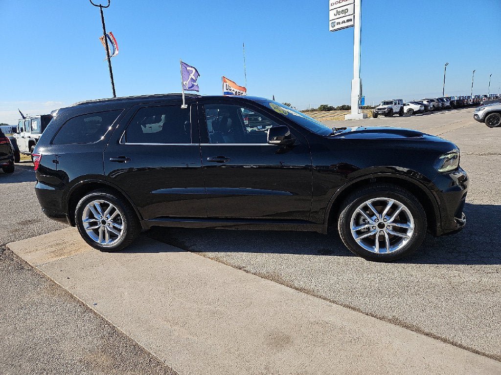 Used 2023 Dodge Durango R/T AWD/4WD image 9