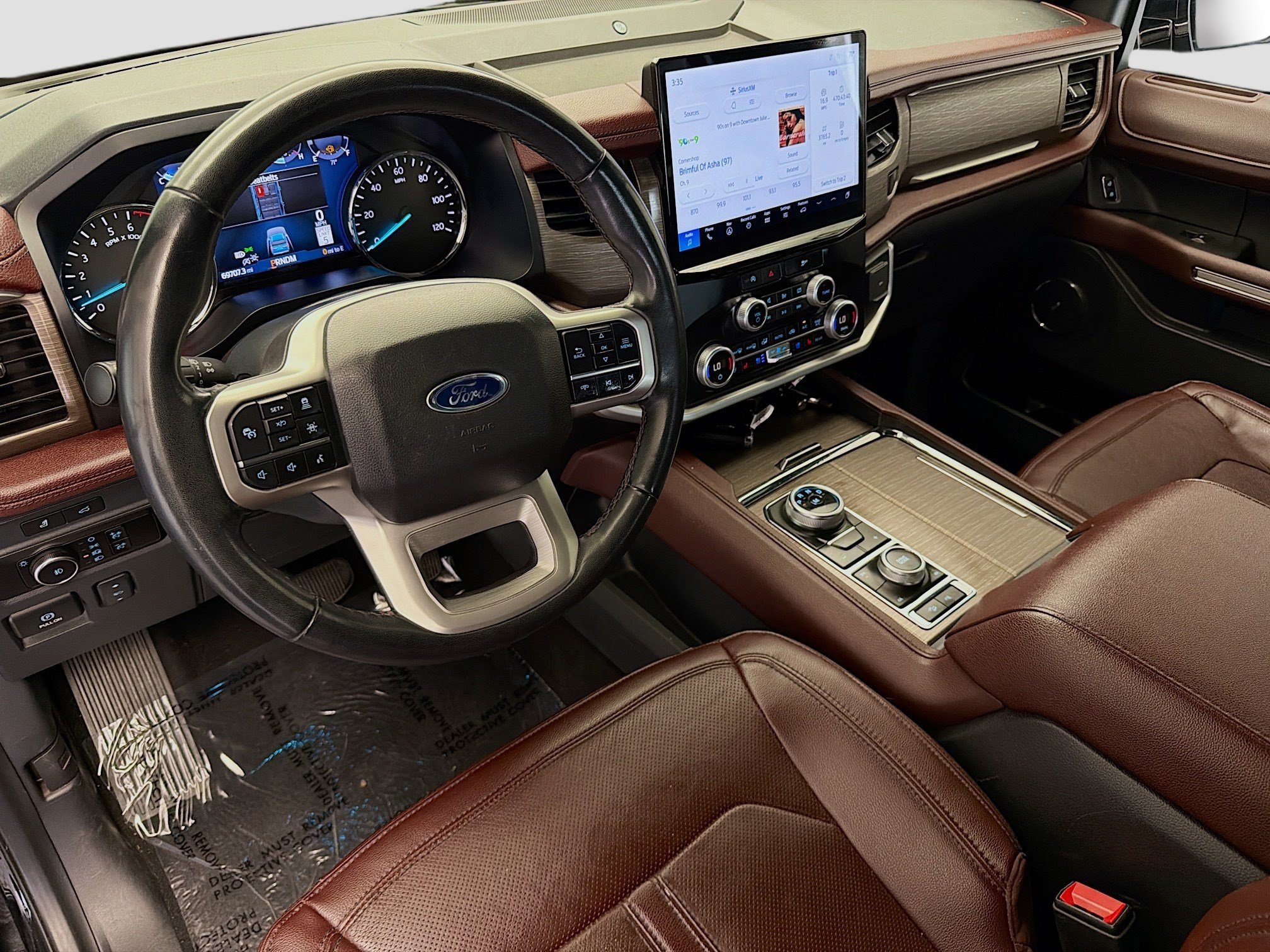 Used 2024 Ford Expedition Limited AWD/4WD image 7