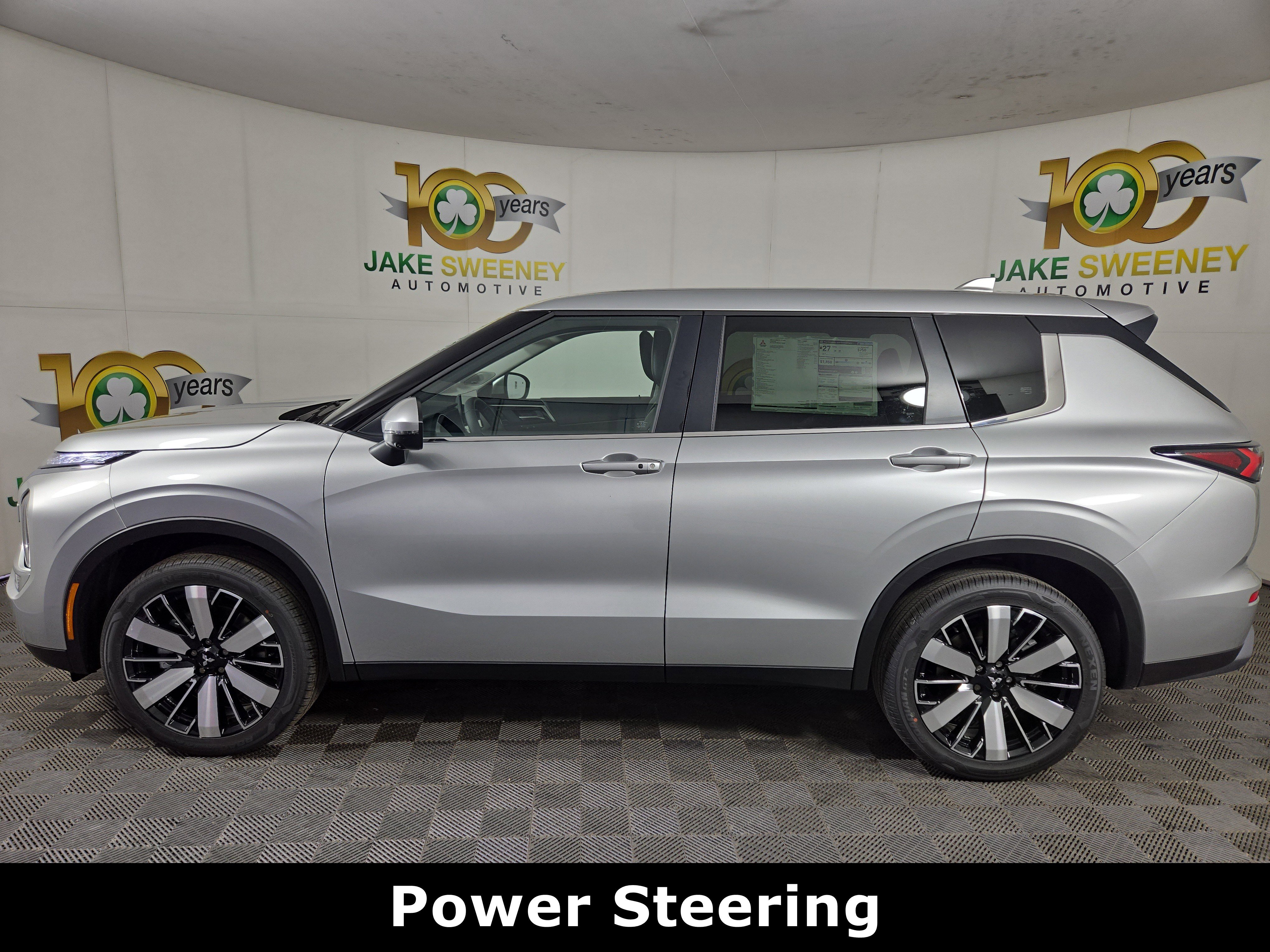 New 2026 Mitsubishi Outlander SE AWD/4WD image 4