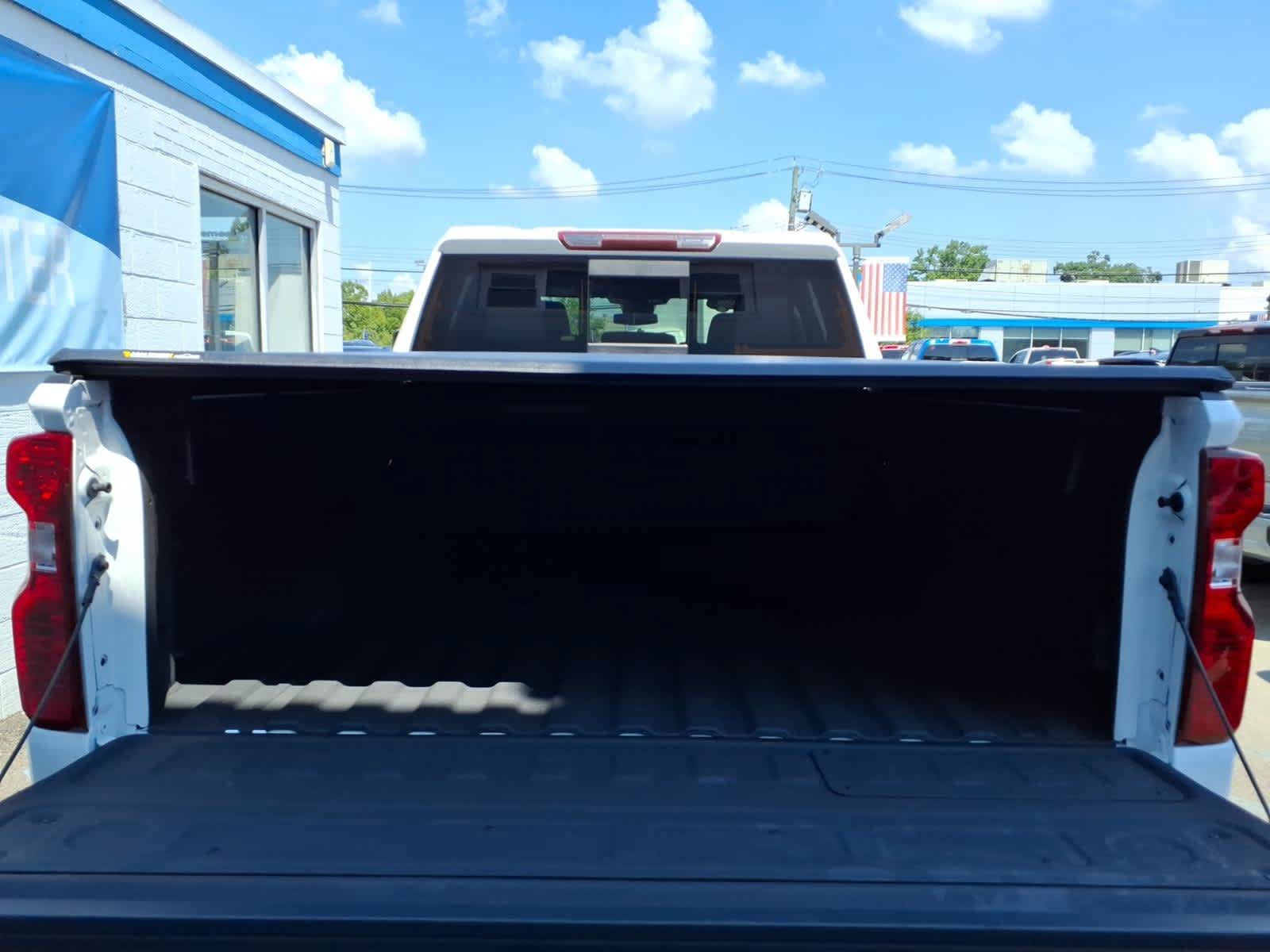 Used 2025 Chevrolet Silverado 2500 LT AWD/4WD image 19