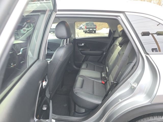Used 2022 Kia Niro EX image 19