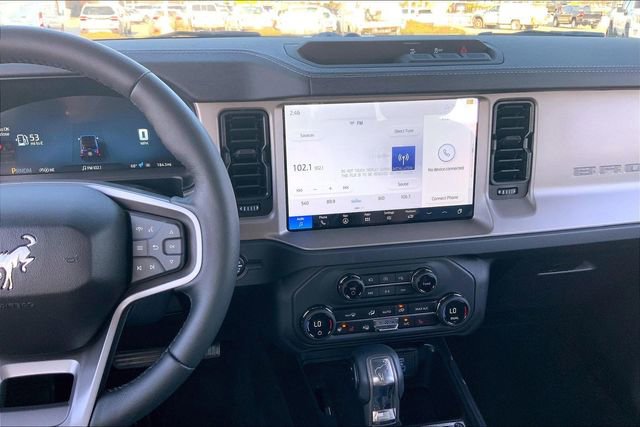 New 2025 Ford Bronco Outer Banks image 7