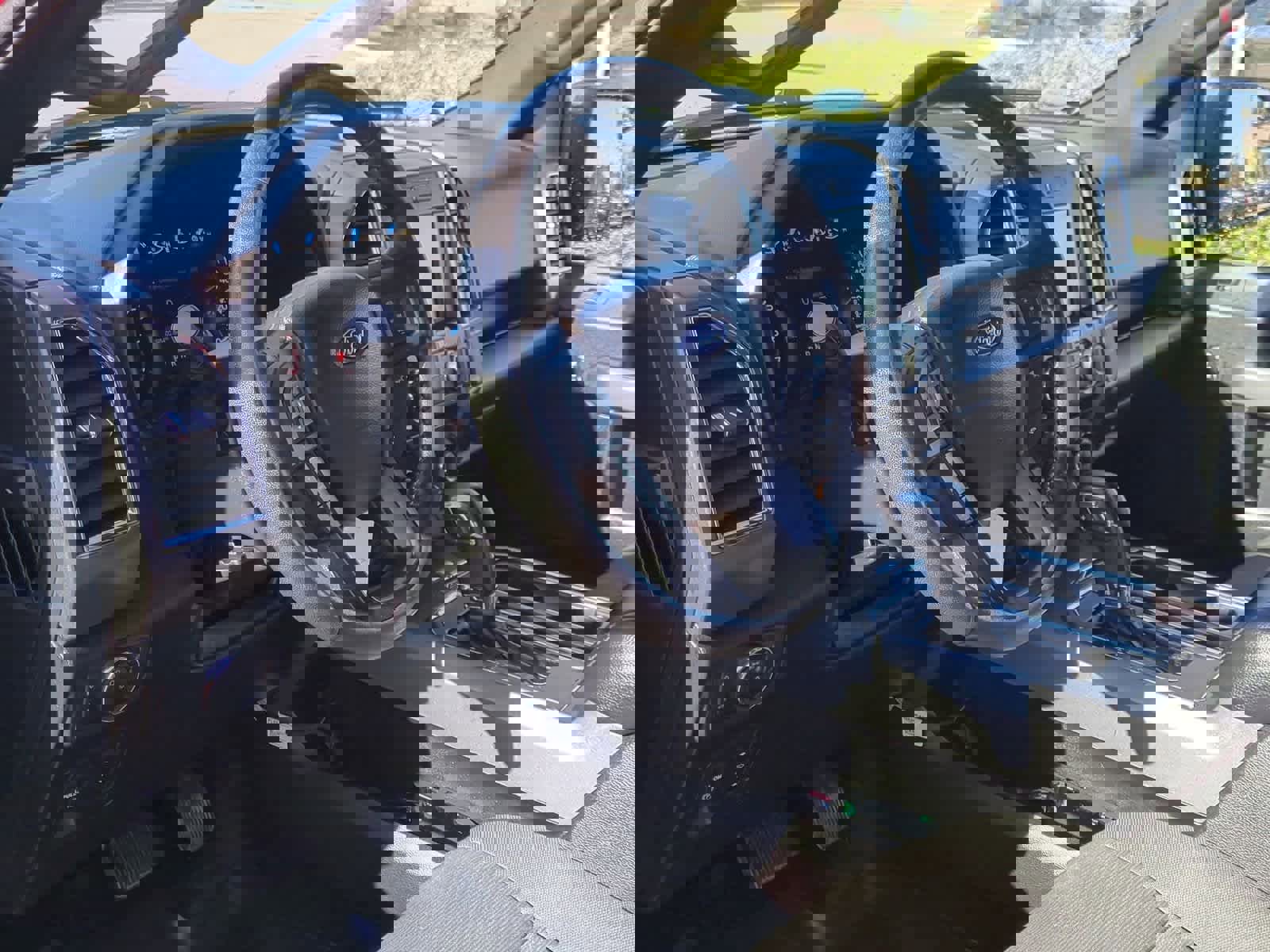 Used 2017 Ford F150 XLT w/ Equipment Group 302A Luxury image 10