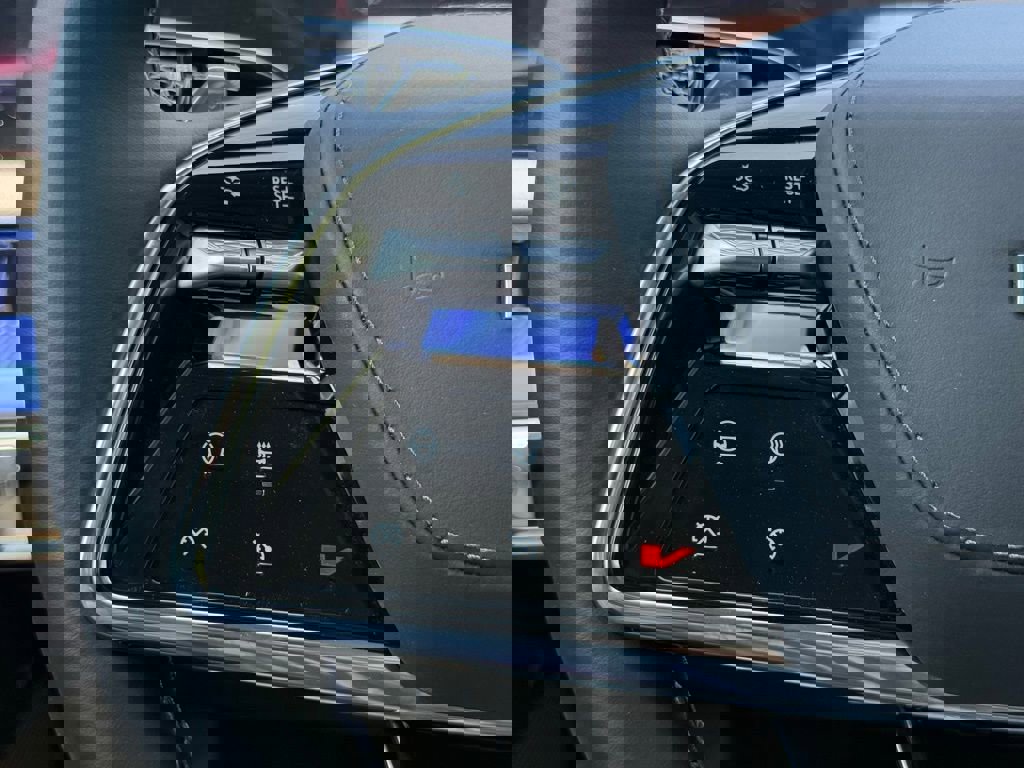 New 2026 Cadillac Optiq V AWD/4WD image 26