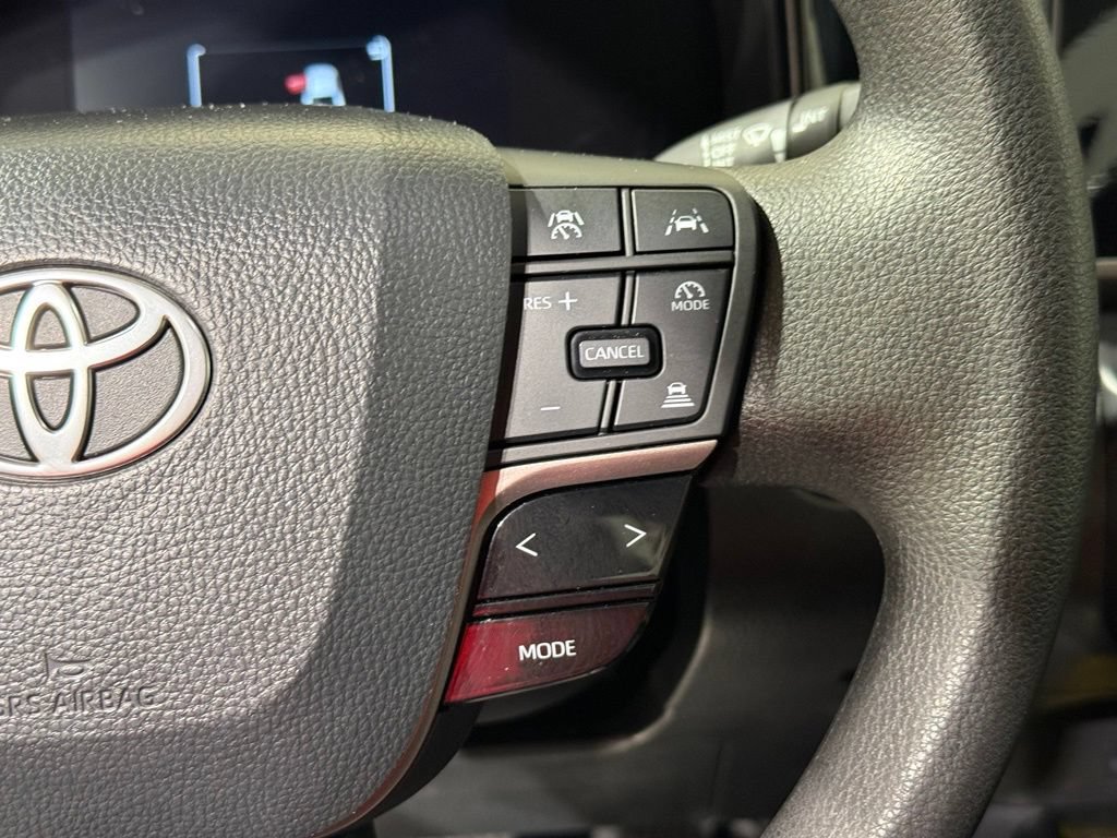 Used 2026 Toyota Camry LE FWD image 22