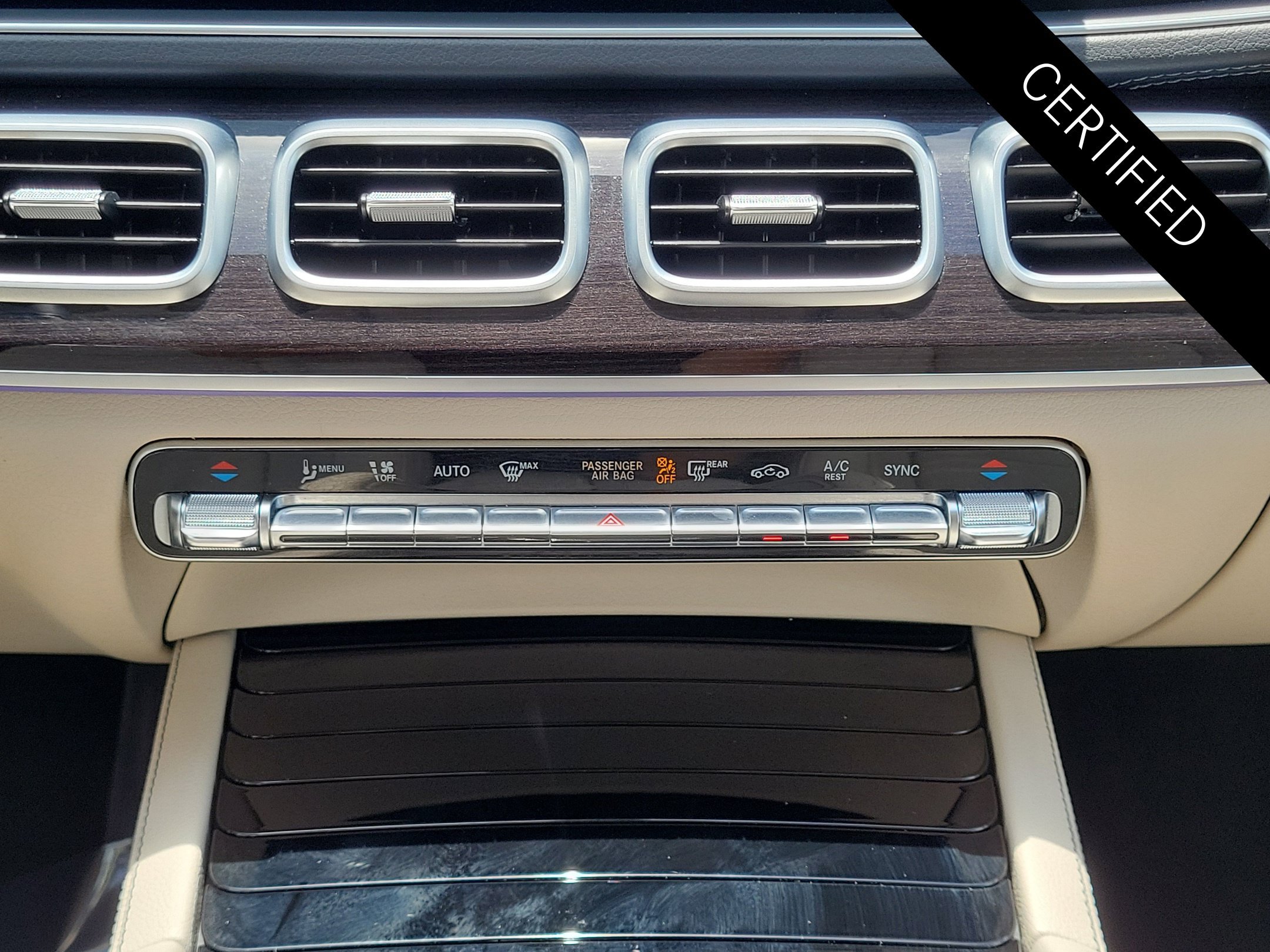 Used 2022 Mercedes-Benz GLS 450 4MATIC image 22
