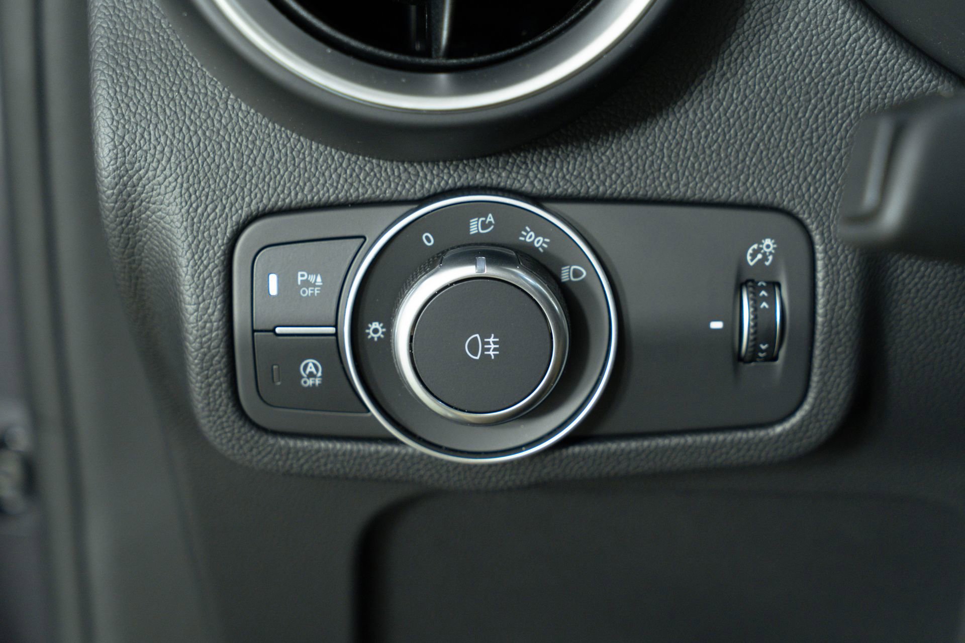 New 2025 Alfa Romeo Stelvio Sprint w/ Veloce Package image 42