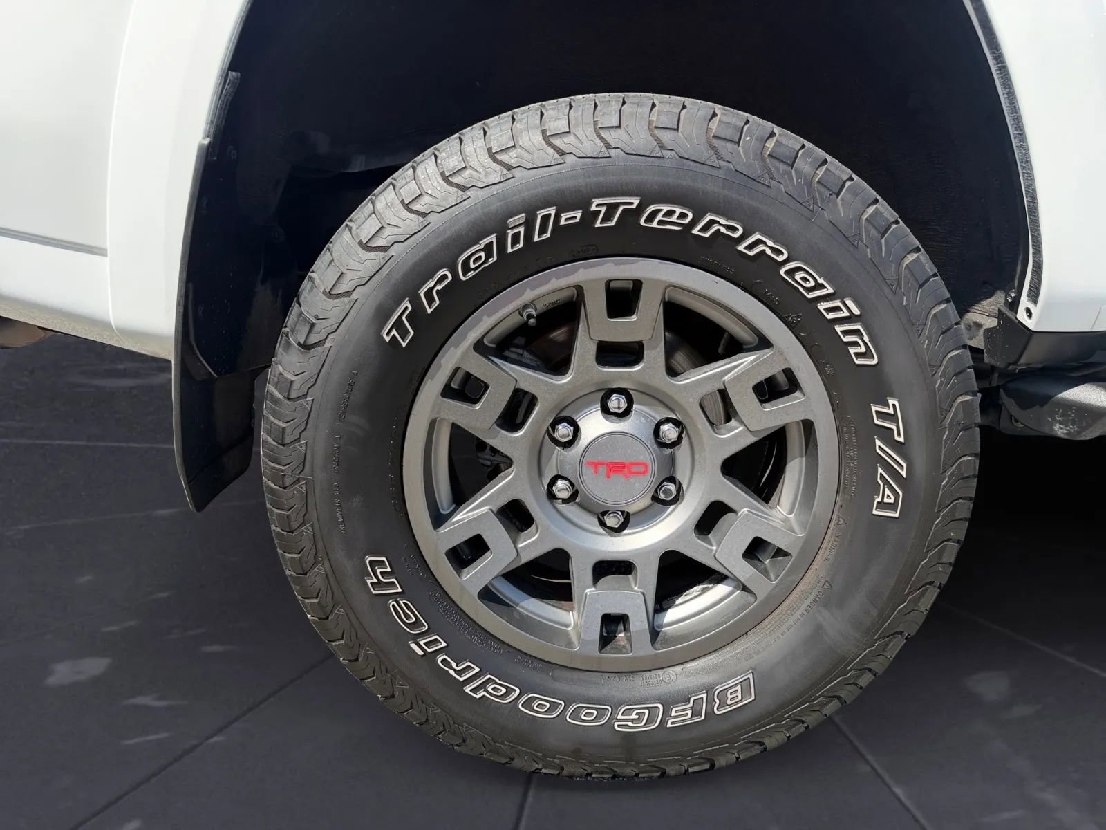 Used 2019 Toyota 4Runner TRD Off-Road Premium w/ Wilderness Package AWD/4WD image 33