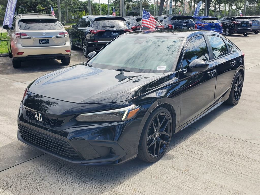 Used 2023 Honda Civic Sport image 3