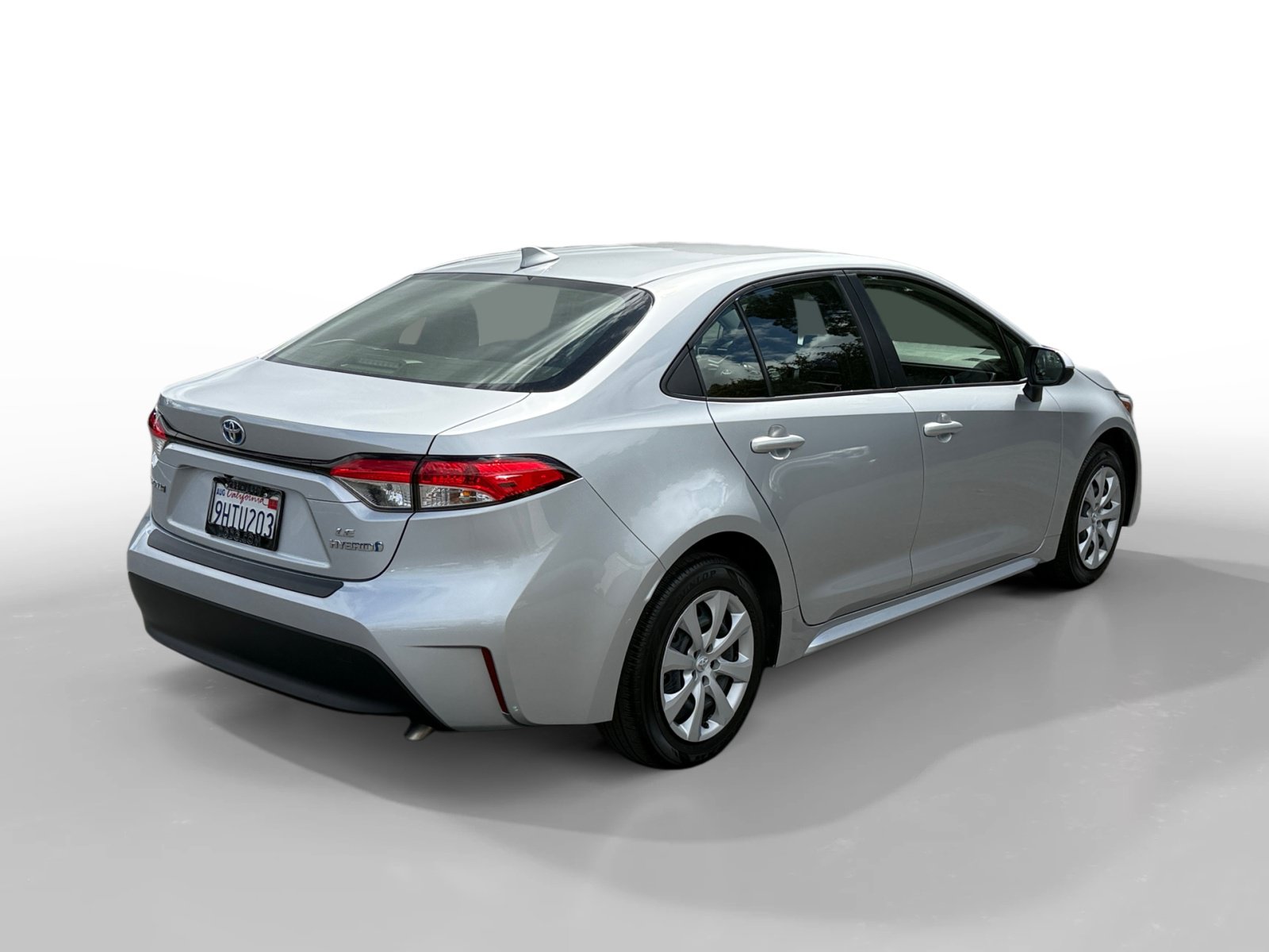 Used 2023 Toyota Corolla LE w/ Carpet Mat Package (TMS) FWD image 5