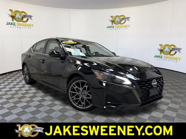 Used 2023 Nissan Altima 2.0 SR image 1