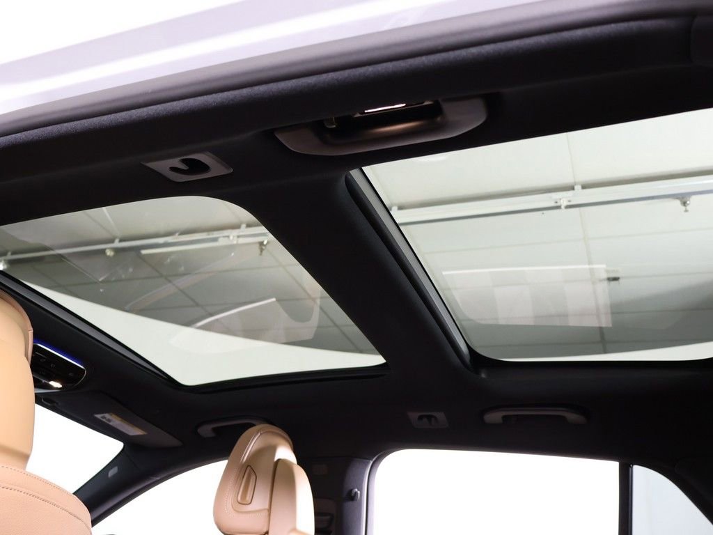 Used 2025 Mercedes-Benz E 450 4MATIC All-Terrain Wagon image 22