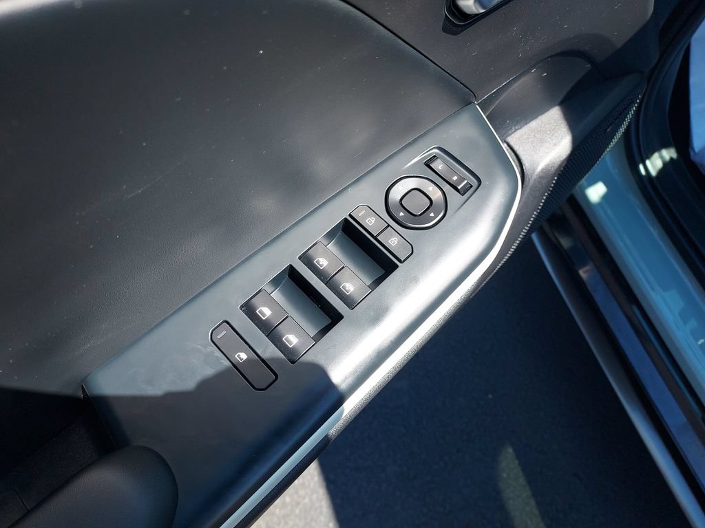 Used 2025 Kia K4 GT-Line w/ GT-Line Premium Package FWD image 11