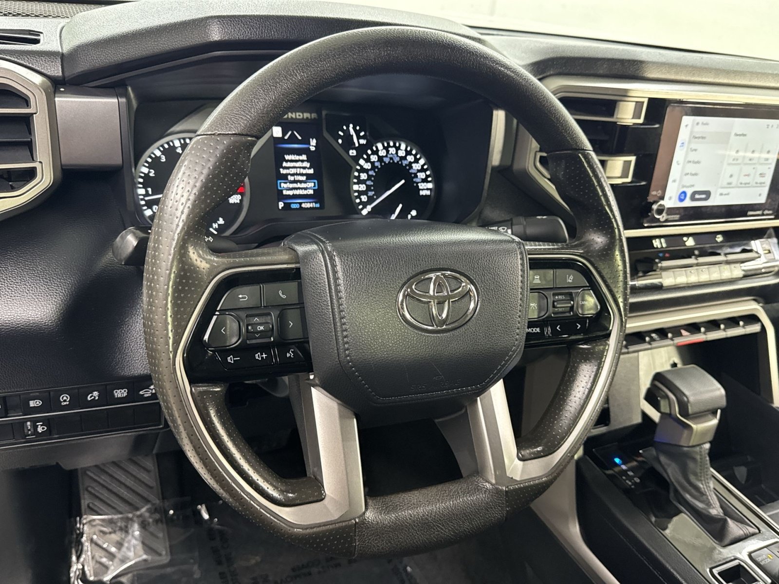 Used 2022 Toyota Tundra SR5 w/ SR5 Convenience Package AWD/4WD image 20