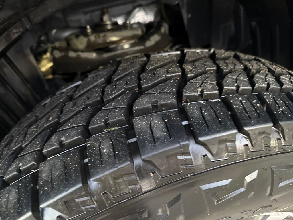 Used 2023 Nissan Titan PRO-4X w/ Pro-4x Convenience Package image 30