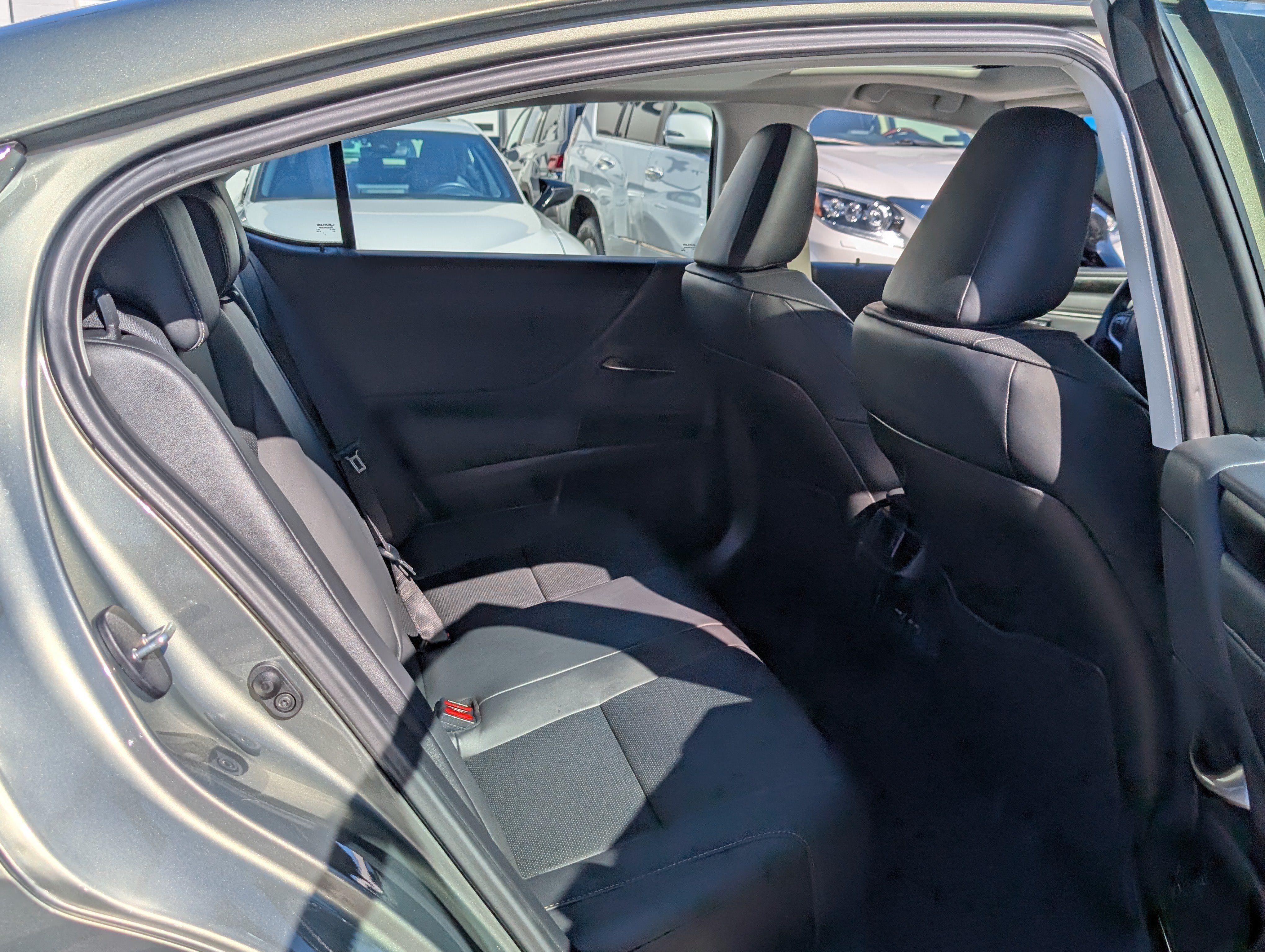 Certified 2025 Lexus ES 350 w/ Premium Package FWD image 12