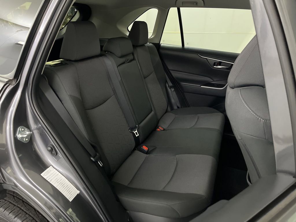 Used 2025 Toyota RAV4 XLE image 21