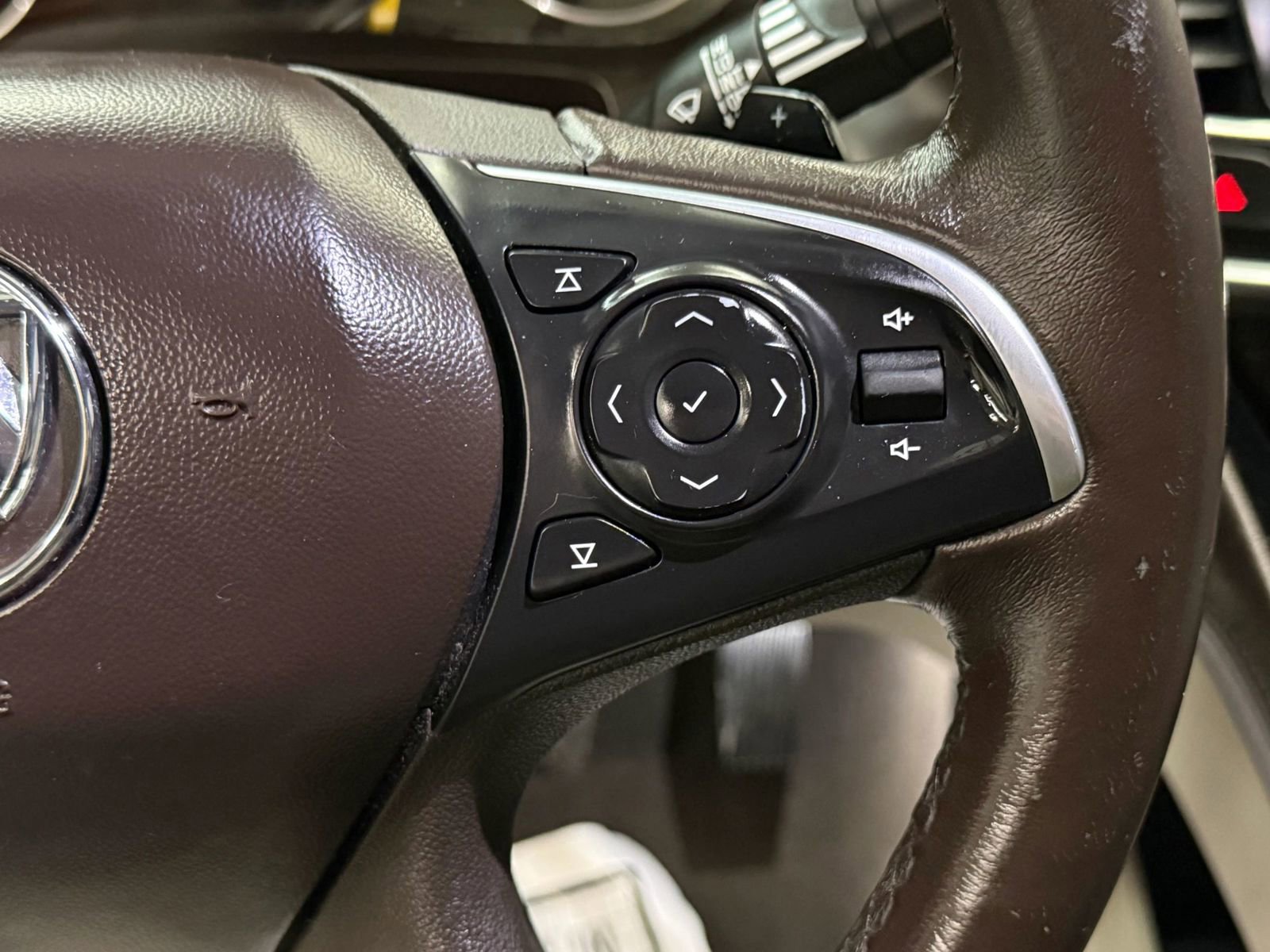 Used 2019 Buick LaCrosse Essence w/ Sights and Sounds Package image 26