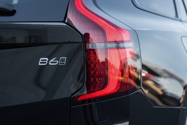 New 2026 Volvo XC90 B6 Ultra w/ Protection Package image 7