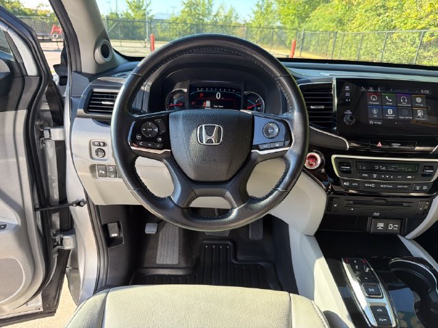 Used 2021 Honda Pilot Touring image 16