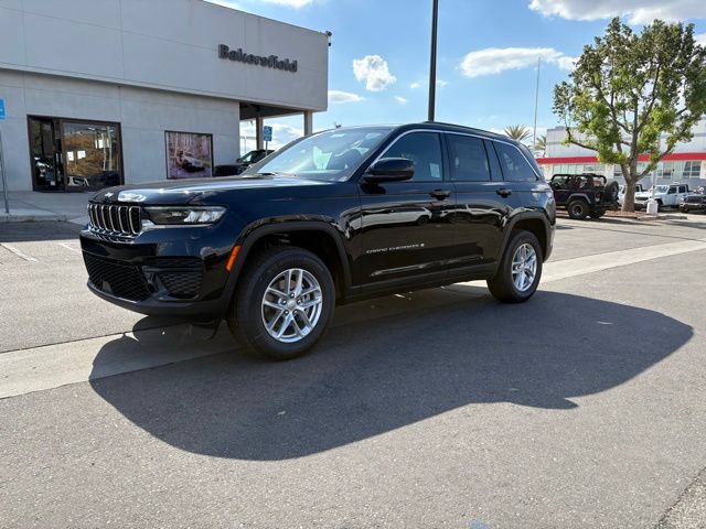New 2026 Jeep Grand Cherokee 2WD image 3